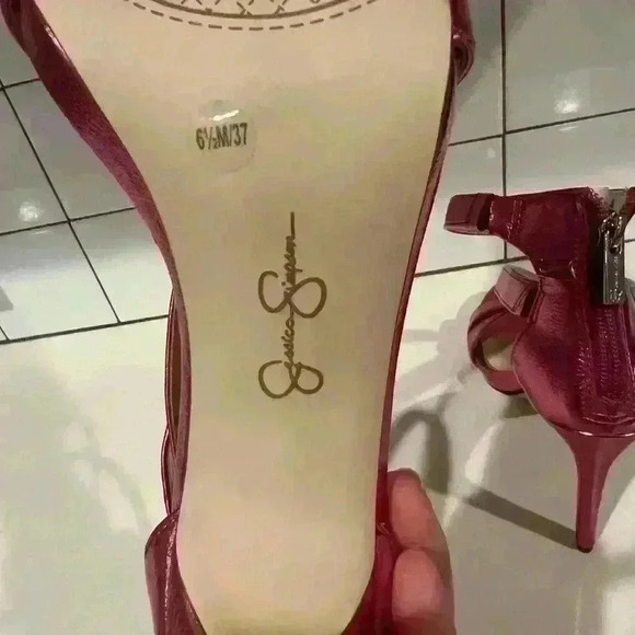 Jessica Simpson Hot Pink Open Toe Heels with Ankle Strap- Size 6.5- NWT - Picture 5 of 6